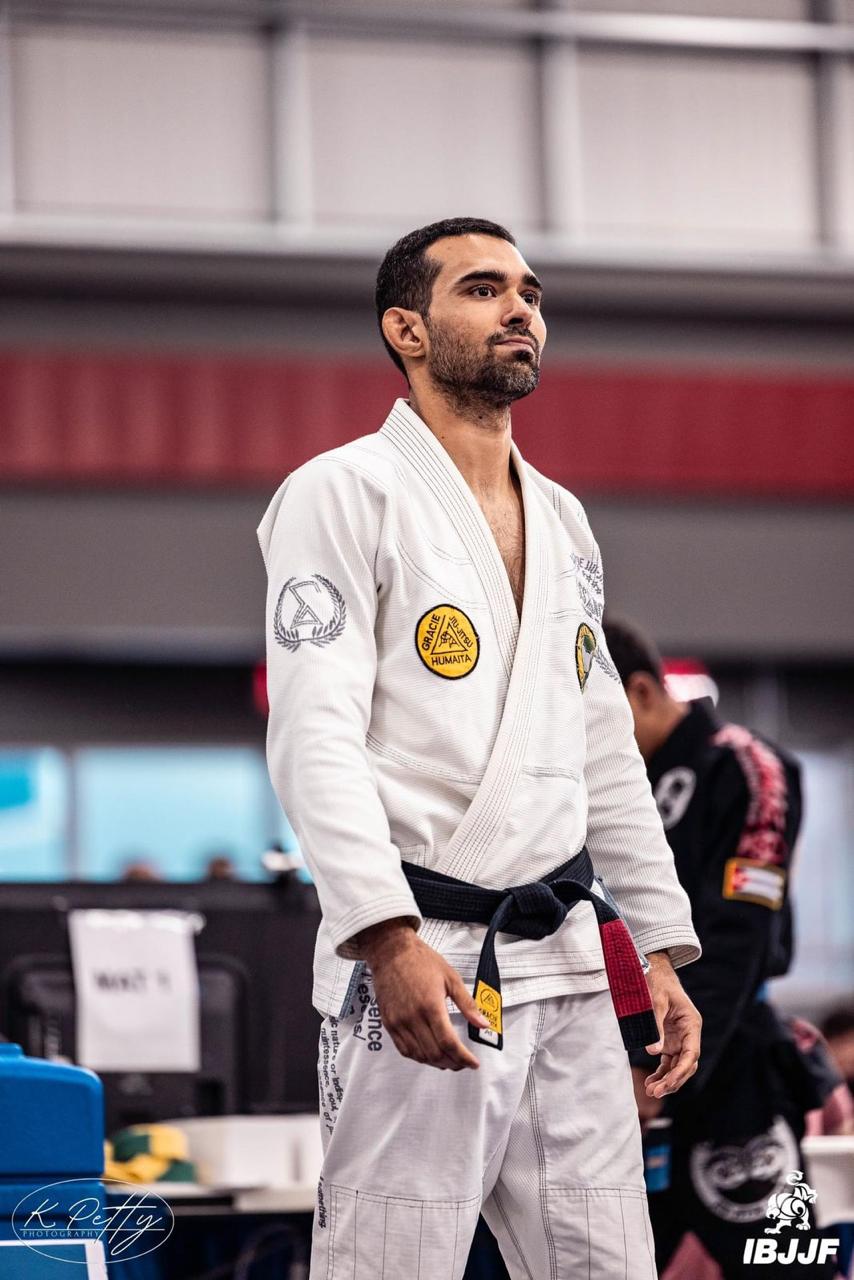 Carlos Gil en competencia IBJJF - Representando Essence