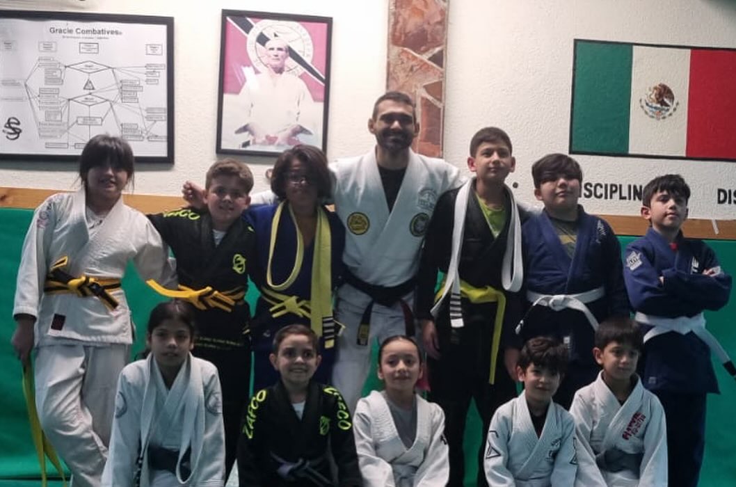 Graduación de niños - Programa juvenil Essence